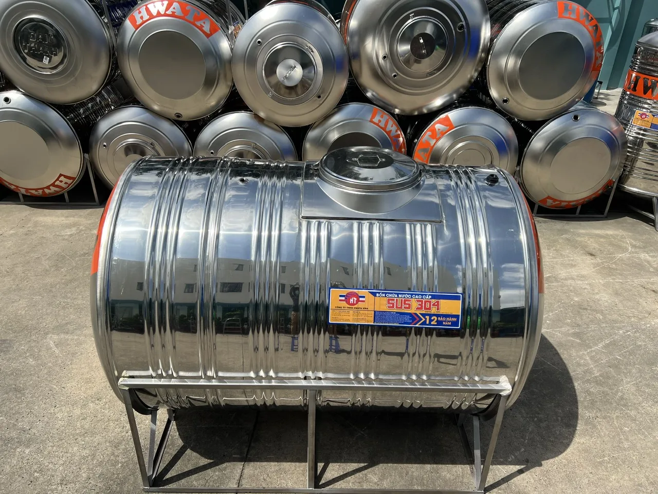 Kiểm tra tải trọng khi lắp bồn nước inox 2 khối trên mái Lắp bồn nước inox 2000L trên sân thượng